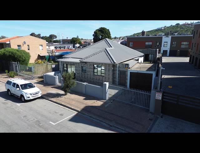 3 BEDROOM HOUSE FOR SALE IN SALDANHA CENTRAL
